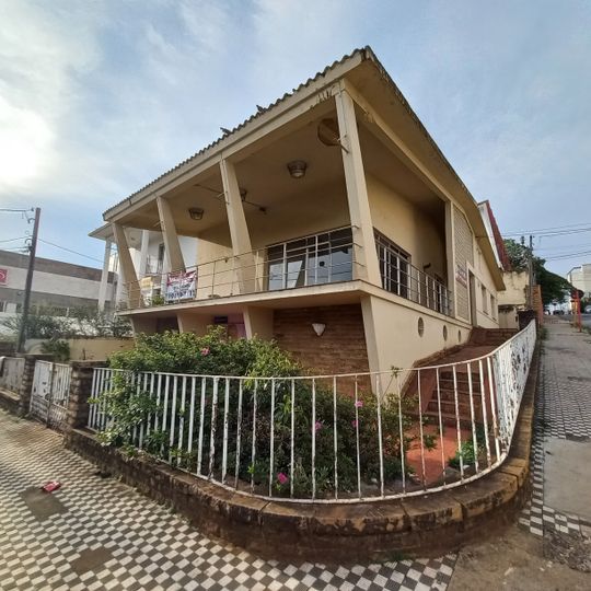 Imóvel à Rua Dona Alexandrina, nº 761