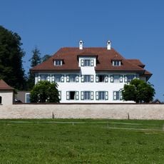 Kastelen Manor