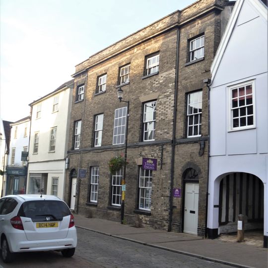 16 And 17, Hatter Street