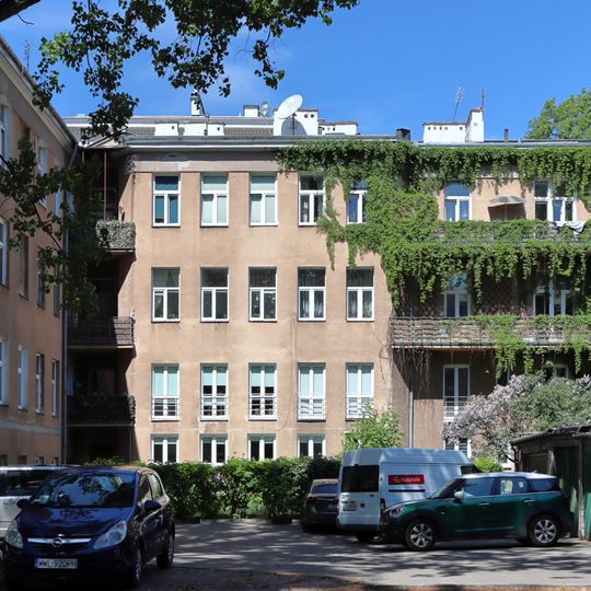 20 Nowolipki Street in Warsaw