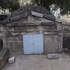 Papanastasiou St. Macedonian tomb