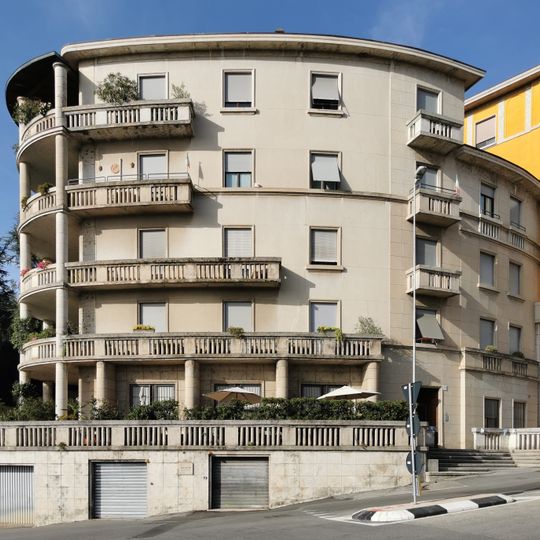 Palazzo Piazza Libertà 9