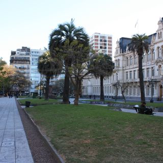 Plaza Jardín de los Maestros