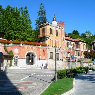 Villa Quadro