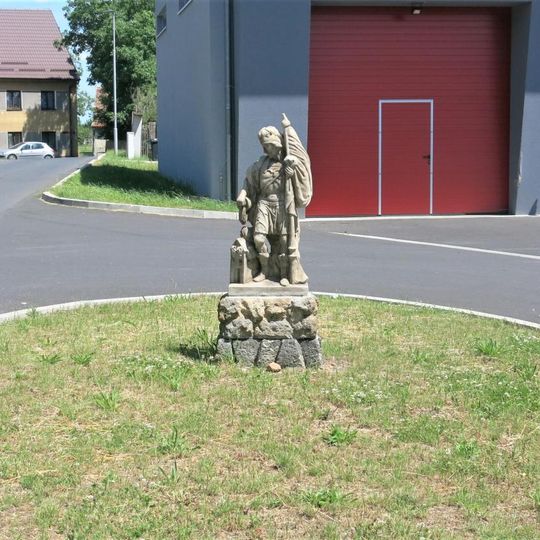 Socha svatého Floriána u hasičské stanice v Horním Jiřetíně