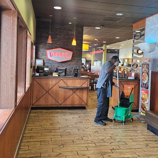 Denny's