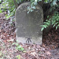 Milestone to S of Eglwys Fach