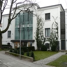 Warmbüchenstraße 16