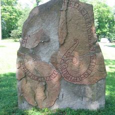 Uppland Runic Inscription 155