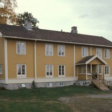 Brandbu prestegård