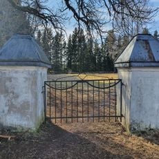 Månsarp former churchyard