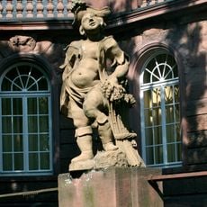 Statua