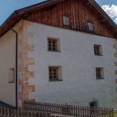 Wohnhaus Turm zu Pettneu