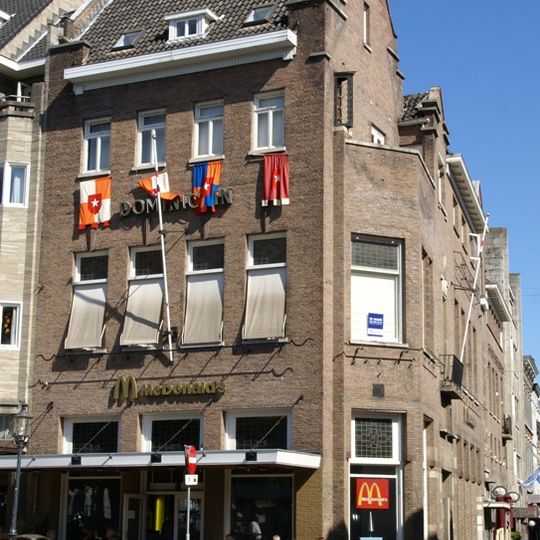 Helmstraat 16a;b;c, Maastricht