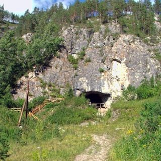 Cuevas de Denísova