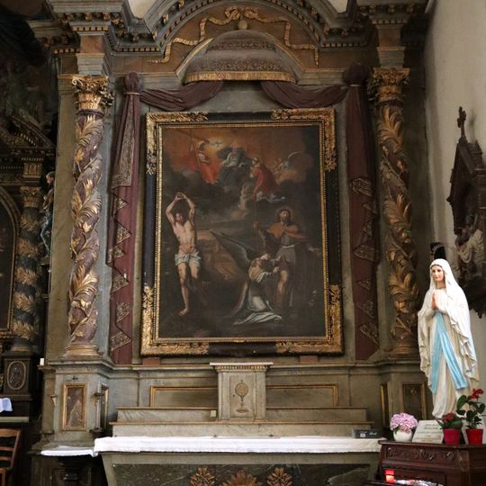 Autel et retable sud de l'église Saint-Pierre de Retiers