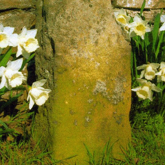 Milestone, X rds S end of village