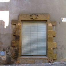 Escut heràldic a Casa Cantonera