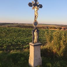 Kříž u silnice západně od Číměře