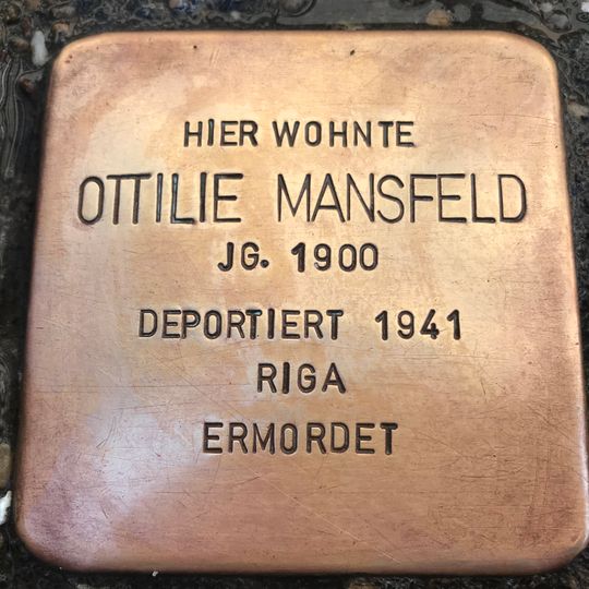 Stolperstein en memoria de Ottilie Mansfeld