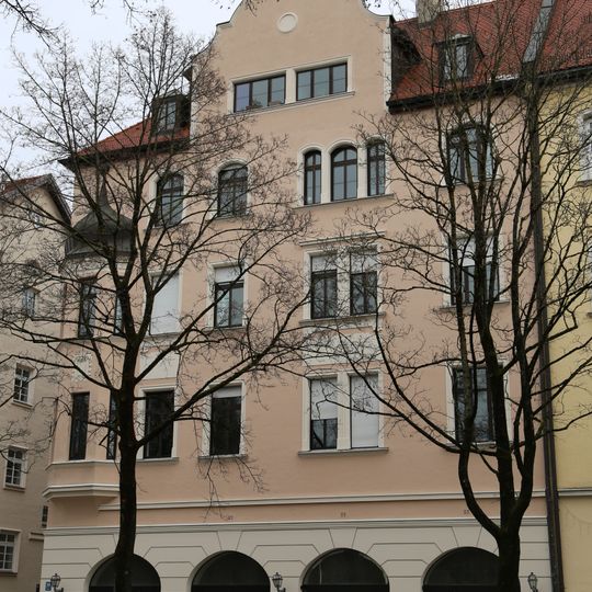 Mietshaus