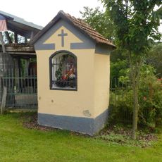 Kaplička v Chýšné