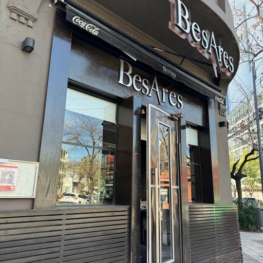 BesAres Parrilla Urbana