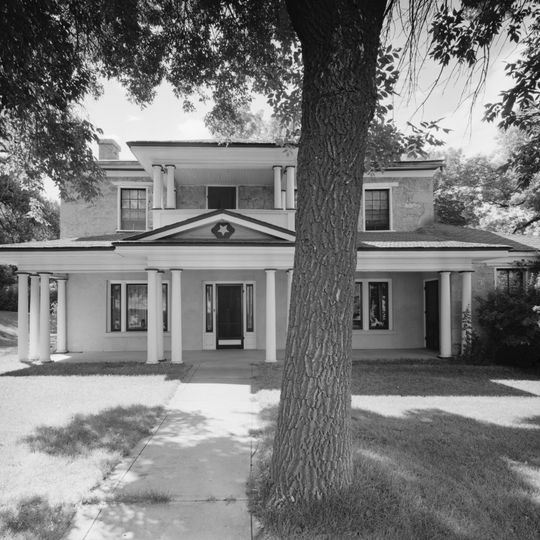 Hampton's Ford Stage Stop and Barn