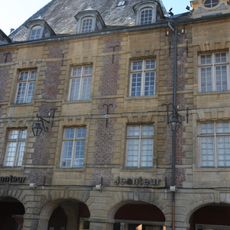 Immeuble, 19 place Ducale