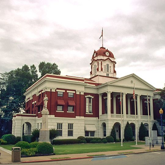 White County Courthouse