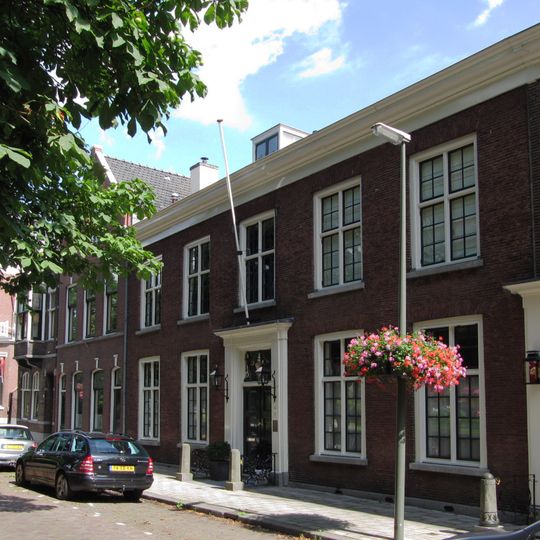 Tuinlaan 12, Schiedam