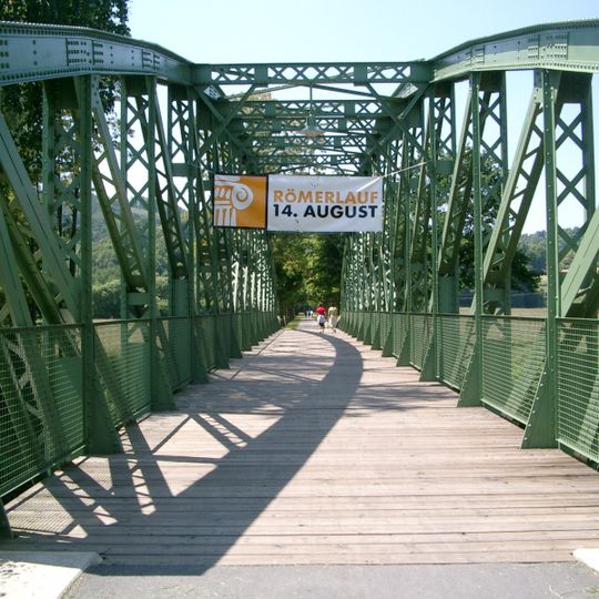Ehem. Eisenbahnbrücke