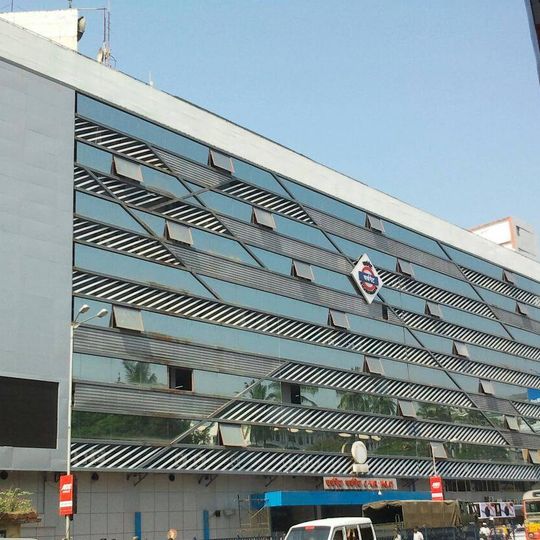 Churchgate railway station
