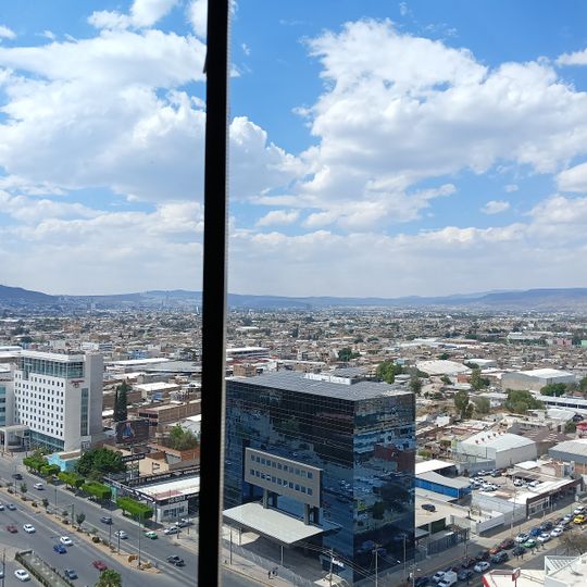 Hotel & Plaza Stadium