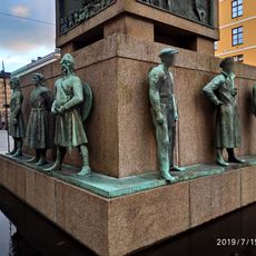 Statue