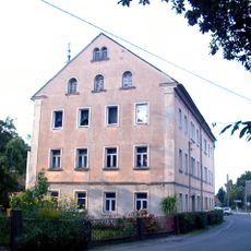 Wohnhaus in offener Bebauung Bachstraße 37