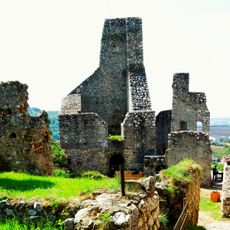 Hrad Beckov, palác hradný III.