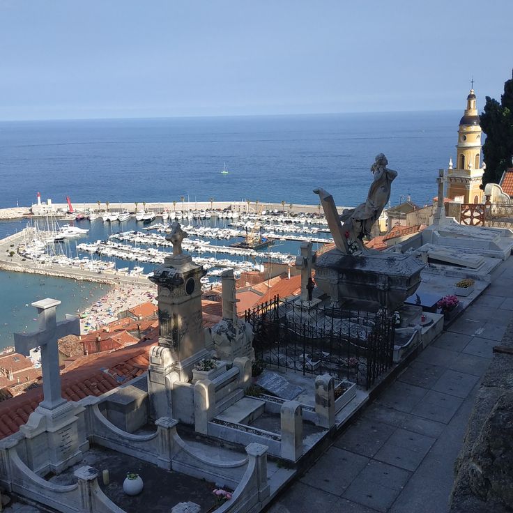 Cementerio del Viejo Castillo