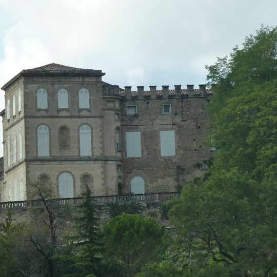 Château de Viviers-lès-Montagnes
