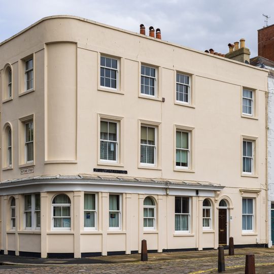 88,88A und 92-96, St Georges Square