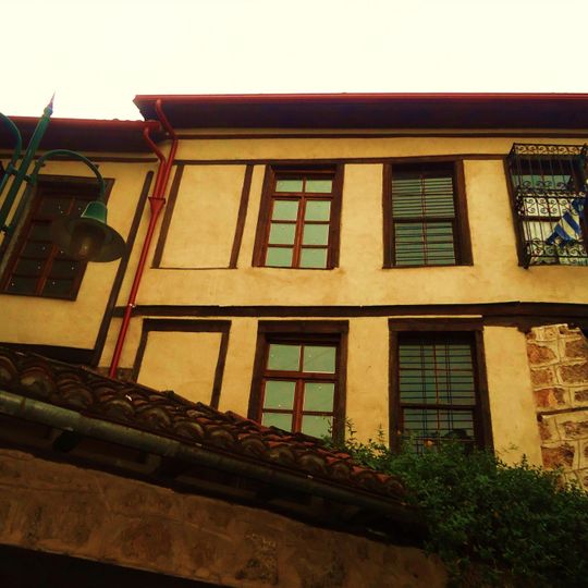 Moungris Mansion