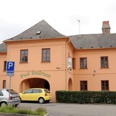 Dům čp. 927 se žudrem