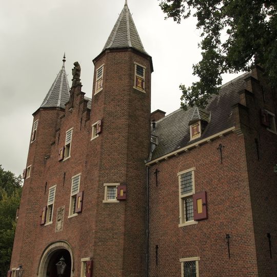 Nijenrode: poortgebouw