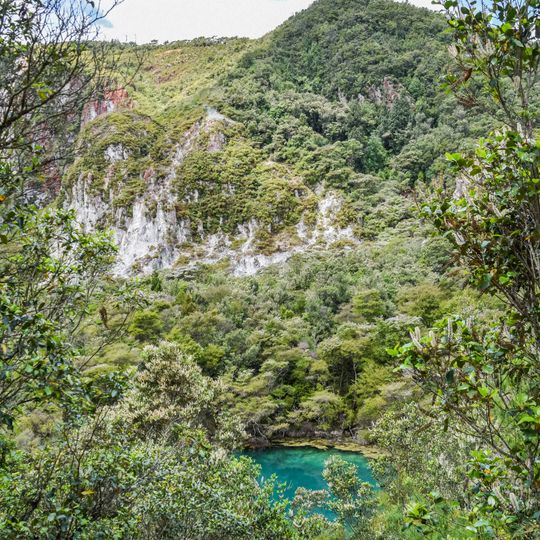 Rainbow Mountain Scenic Reserve