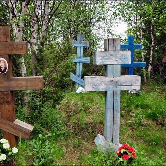 Cemetery on the right bank of the river Varzuga