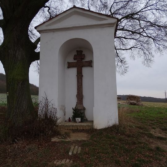 Výklenková kaple severně od Hlásné Třebaně