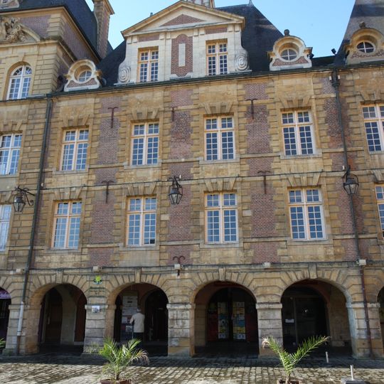 Immeuble, 7 place Ducale