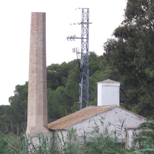 Chimenea y Motor de l'Alcatí