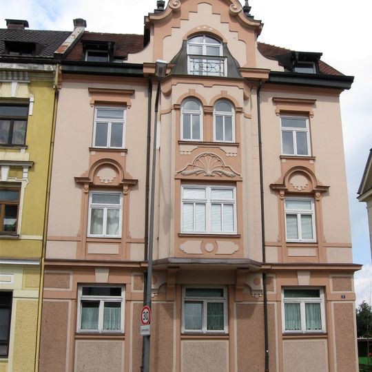 Hubertusstraße 3