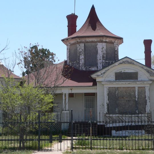 Saunders-Crosby House